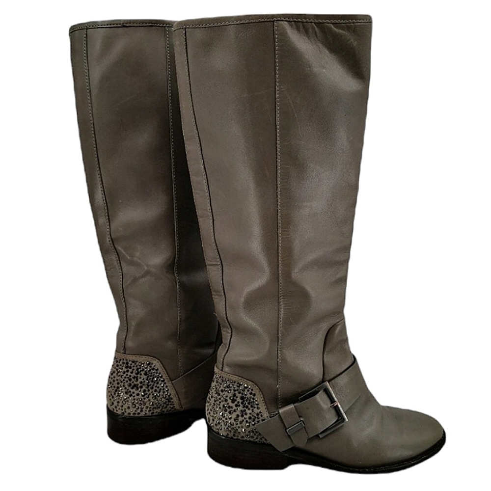 Brian Atwood Women’s 6.5 Gray Leather Riding Boot Silver Tone Bling Buck…